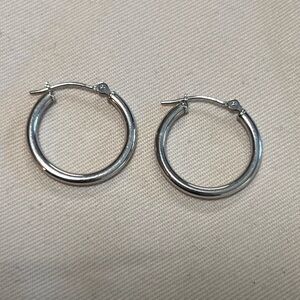 14k White Gold Earrings